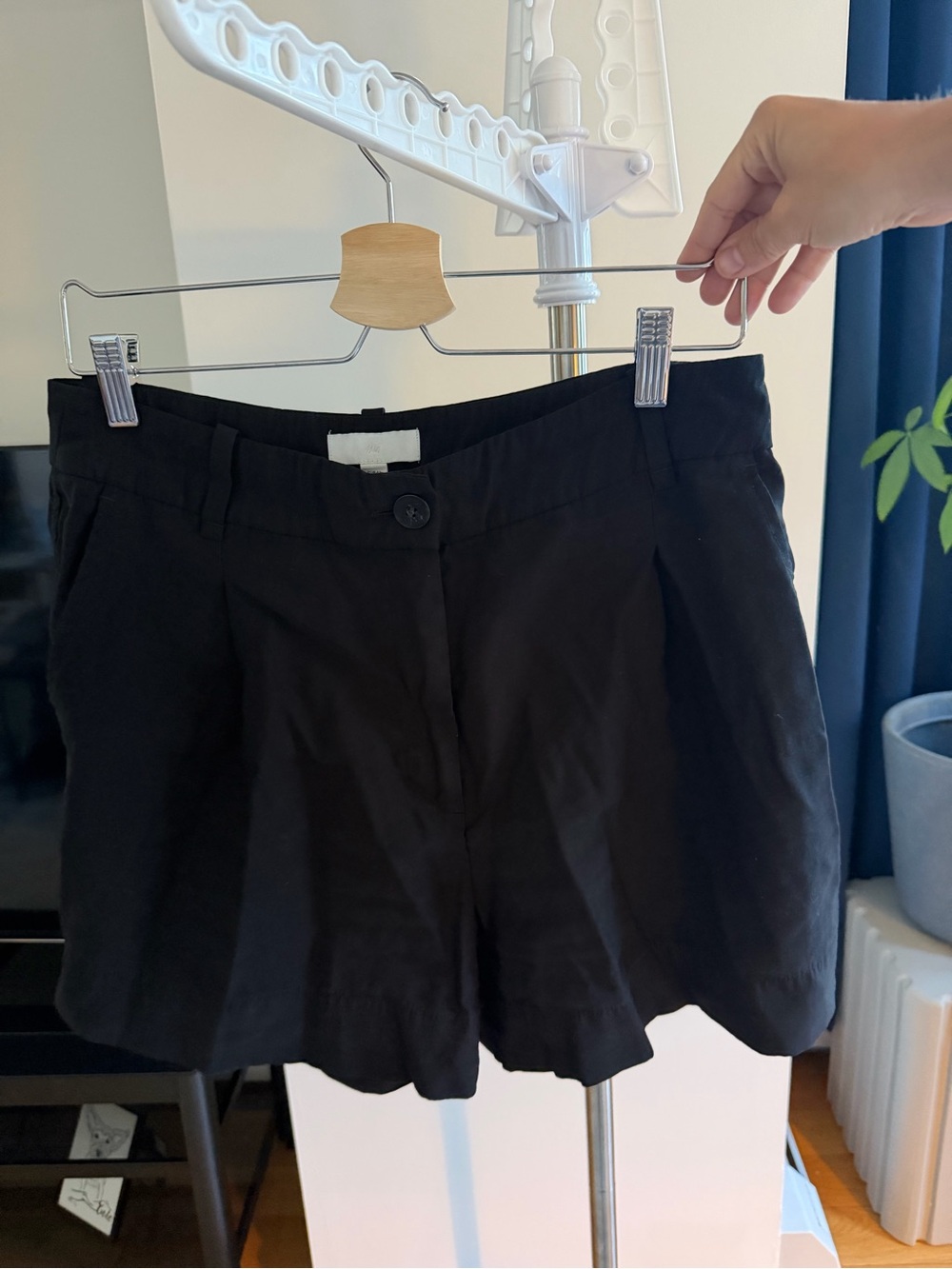 H&M Black Tailored High-Waist Women's Shorts